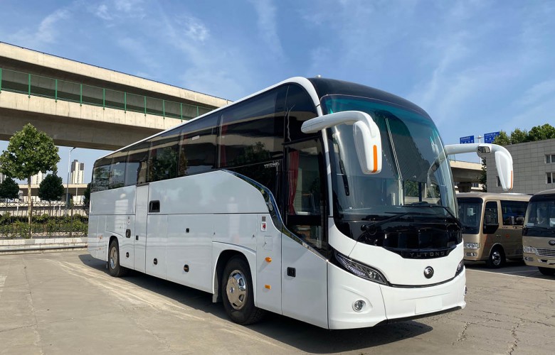 Туристический автобус Yutong ZK6128H купить по выгодной цене